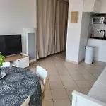 Appartement Au Bord De L'eau Rend La Vie à *
