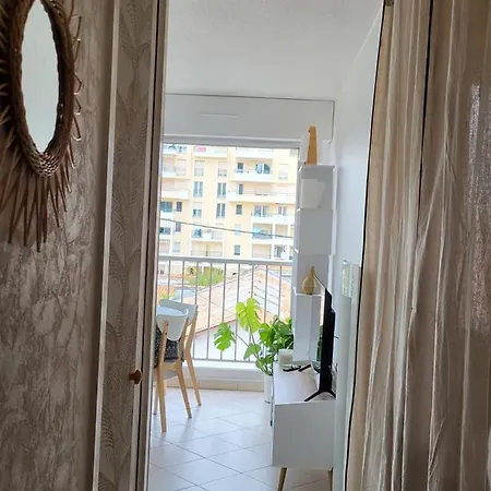 Lägenhet Au Bord De L'eau Rend La Vie A *