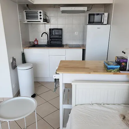 Au Bord De L'eau Rend La Vie A Apartman *